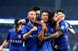 争冠之战，申花蓉城天王山之战，斯卢茨基的豪赌能否兑现？(zheng guan zhi zhan shen hua rong cheng tian wang shan zhi zhan si lu ci ji de hao du neng fou dui xian)