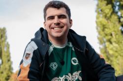 LOL选手吐槽女(nǚ)性生理(lǐ)期，镜头被全部(bù)剪掉(diào)，如今战队宣布將(jiāng)他开除